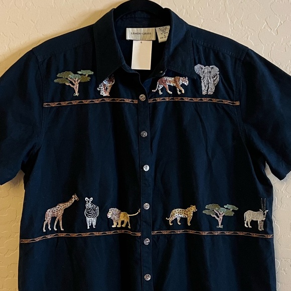 Lemon Grass Vintage Black Shirt w/Safari Animal Embroidery - Picture 4 of 12